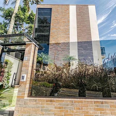 17- Studio Perfeito Para Casal! Curitiba Ngoại thất bức ảnh